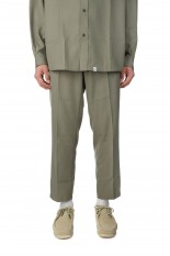 THE CORE REGULARFIT CROPPED PANTS / Khaki(23SS-CORE-005)