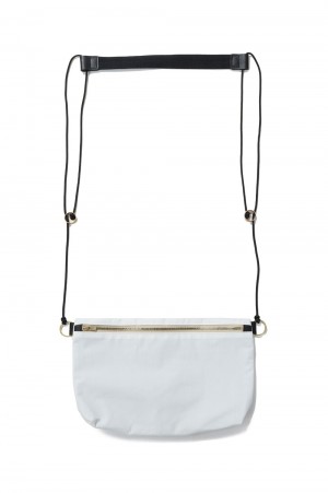 SQUARE ZIP SHOULDER / WHITE（B01-00622-F）