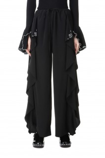 LACE PANELED RUFFLE TROUSERS-BLACK(FTC242-0606)