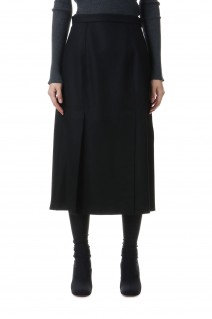 Flannel Skirt -Black (028-024-WS20)