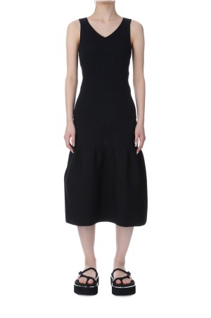 FLUTED V-NECK SLEEVELESS MERMAID DRESS - BLACK 2 (CF009KH071)