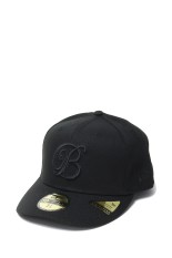 B EMBLEM PRE CURVED NEW ERA CAP / BLACK (BEPSS25AC10)