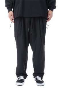 WIDE TAPERED EASY PANTS / NEW CRISPY - BLACK (SFCFW25P04)
