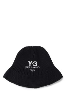 KNITTED HAT - BLACK (YS-A25-0000-411)