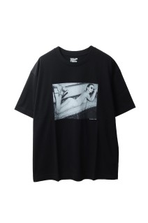 Jonathan Leder × Stie-lo T-SH / BLACK (25MND-STL004)
