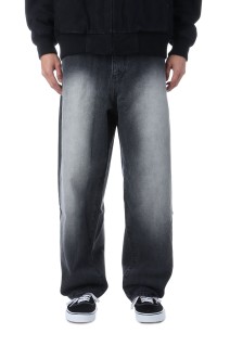 B EMBLEM EXTRA BAGGY JEANS - BLACK (BEPFW25PA16)