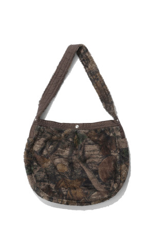 Camo Fleece Shoulder Bag / BROWN (LM-A26-0000-123)
